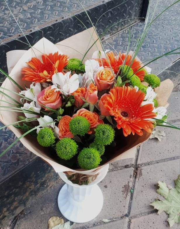 Букет цветов из: Герберы, Хризантемы, Альстромерии и Розы в Поназырево