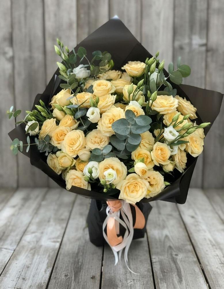 Букет цветов из: Розы и Лизиантусы в Поназырево