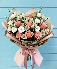 Букет цветов из:  Розы, Альстромерии и Лизиантусы в Поназырево