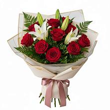 Букет цветов из:  Лилии и Розы в Поназырево