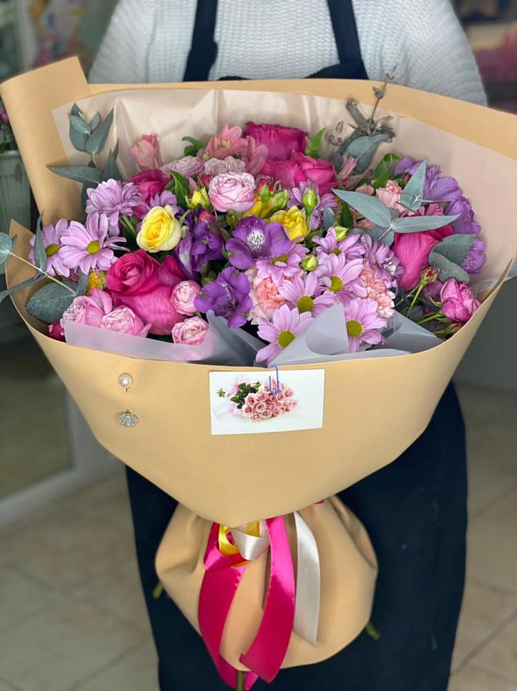 Букет цветов из: Хризантемы, Гвоздики и Альстромерии в Поназырево