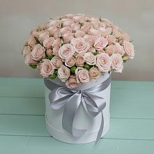 Цветочная композиция из Розы в шляпной коробке в Поназырево