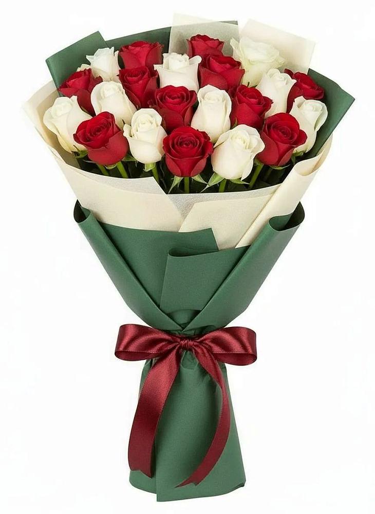 Букет Микс из красных и белых роз в Поназырево