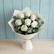 Букет Белые розы в Эвкалипте в Поназырево