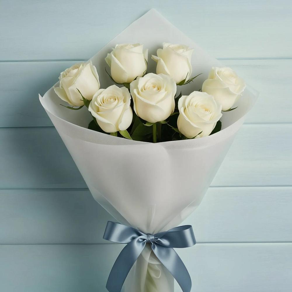 Букет 7 Белых роз Эдлесс Лав в Поназырево
