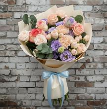 Букет цветов из:  Розы, Лизиантусы и Гвоздики в Поназырево
