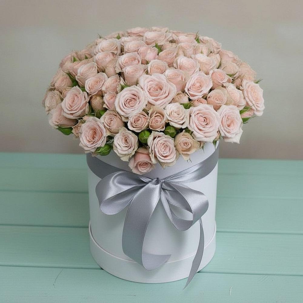 Цветочная композиция из Розы в шляпной коробке в Поназырево